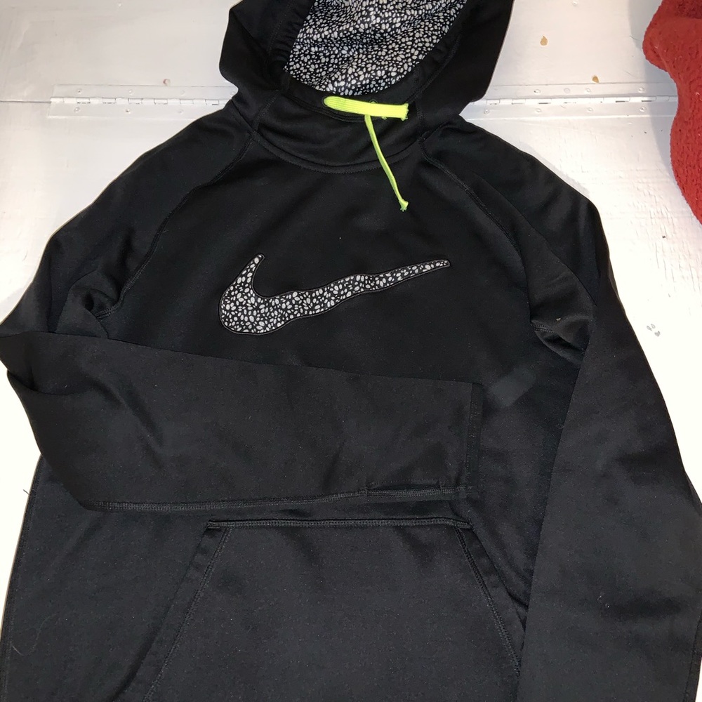 black nike hoodie